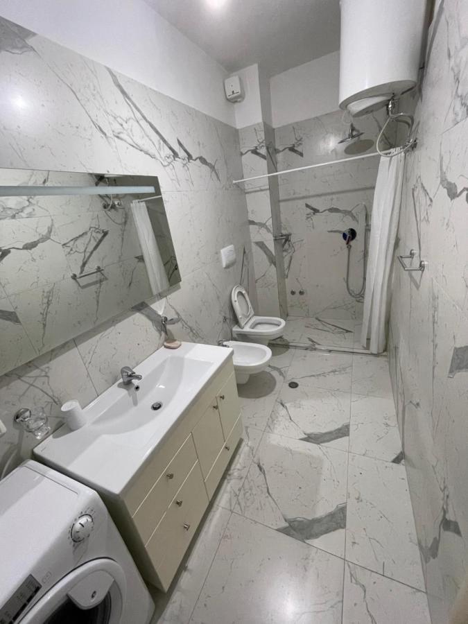 Gjiri Lalzit Apartamento Durrës